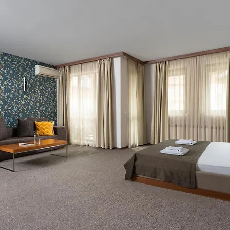 Boutique Uniqato מלון