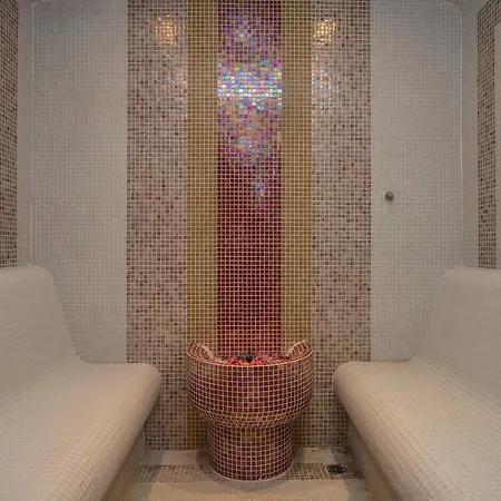 Ξενοδοχείο Boutique Uniqato 3*