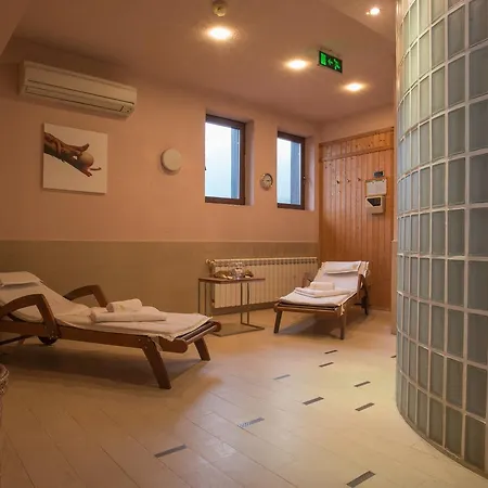 Ξενοδοχείο Boutique Uniqato 3*